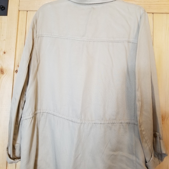 Peck&Peck Lightweight Drawstring Utility Jacket - Picture 6 of 8